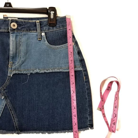 NEW Destructed Jean Skirt American Rag Juniors - Picture 5 of 6